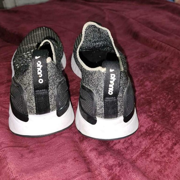 Nike React Phantom Run Flyknit 2 - Men’s size 6 Women’s Size 8 - Picture 4 of 6